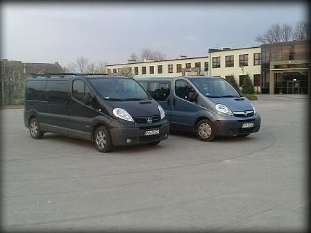 Busy firmy FHU Dariusz Adamczyk – Opel Vivaro i Nissan Primastar